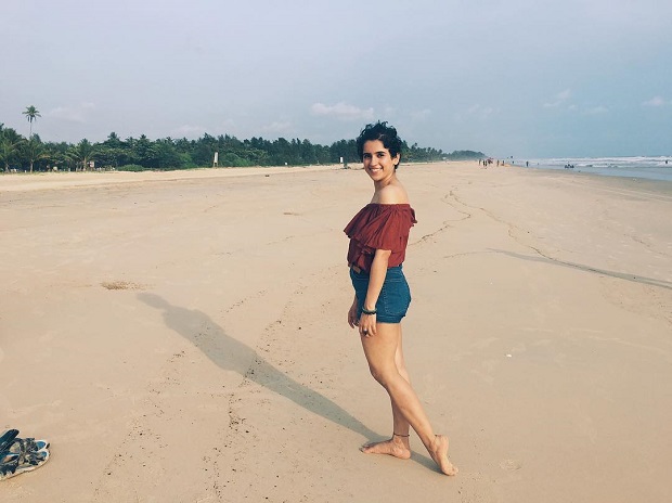 sanya-malhotra-in-beach