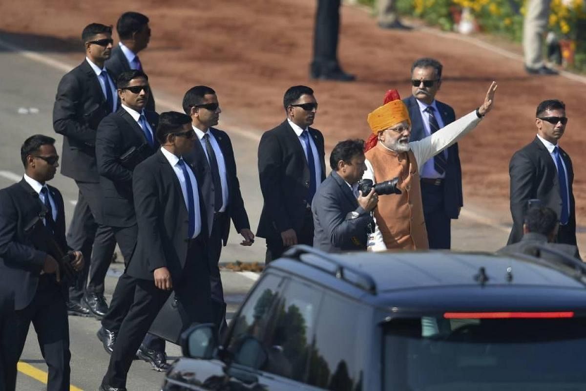 What Is In The Briefcase Of Indian PM Bodyguards? Here's All You Need To  Know About