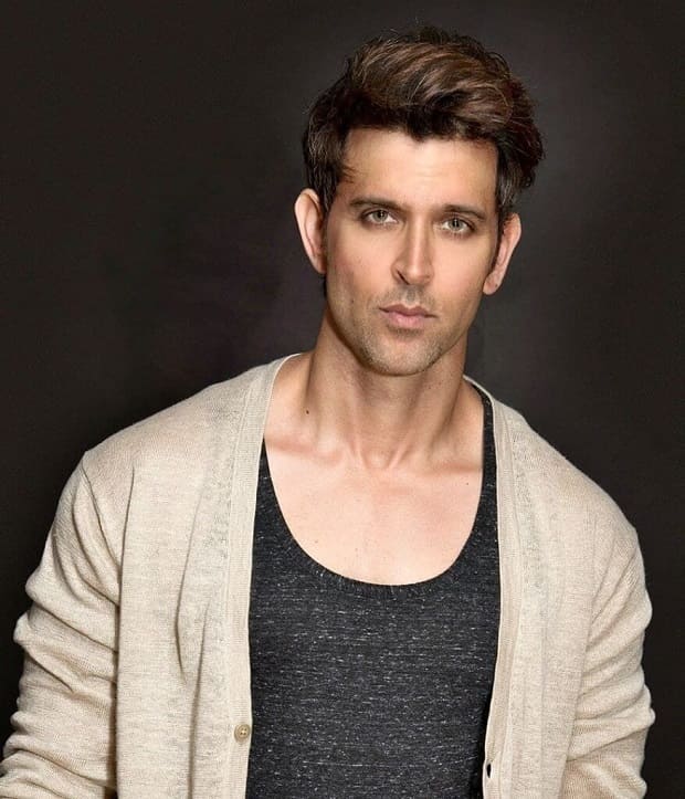 Netizens Hail Hrithik Roshan As He Gets An Invite From Oscars - Filmibeat
